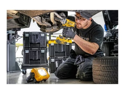 DEWALT LAMPA 18V LED DCL077 | DEWALT