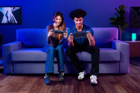 Razer | Haptyczny kontroler USB C do telefonów, mini tabletów i komputerów | Kishi V3 Pro