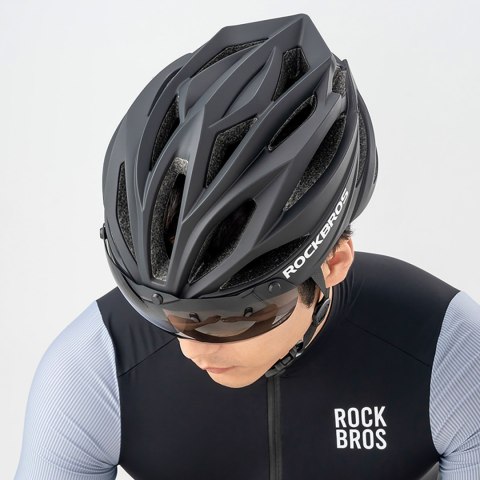 Kask rowerowy z szybką odpinanymi okularami z filtrem UV unisex - zielony