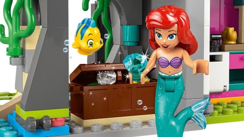 LEGO Disney Princess 43267 Zamek księżniczek i królewskie zwierzaki