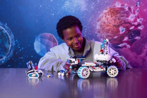 LEGO Technic 42211 Kosmiczny łazik księżycowy