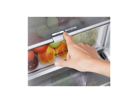 Lodówka LG GSGV81EPLL, wolnostojąca, Side by Side, E, wysokość 1,79 m, pojemność netto chłodziarki 416 l, pojemność netto zamraż