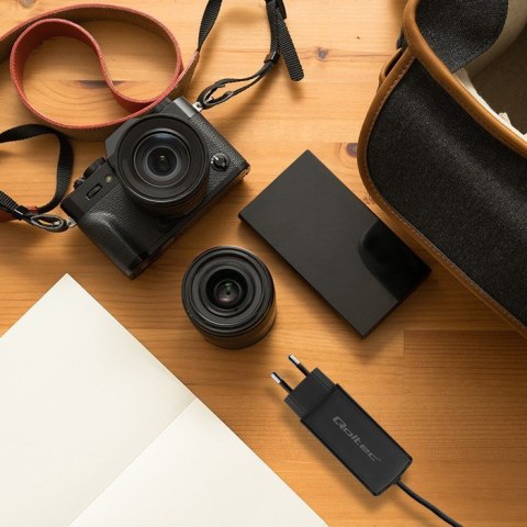 QOLTEC ŁADOWARKA SIECIOWA 90W GAN | 5-20V | 3-4.5A | USB-C 3.1