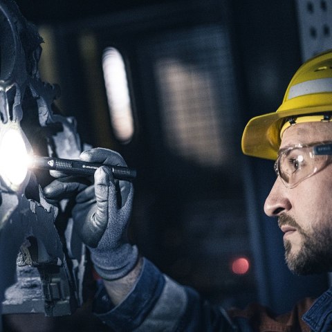 Latarka Ledlenser P4R