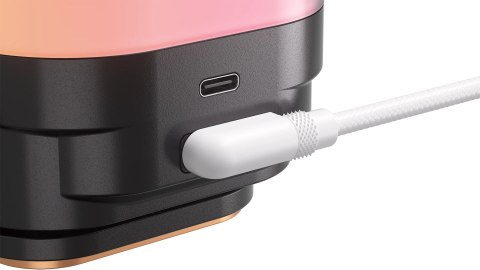 Corsair iCUE LINK TITAN 240 RX LCD Procesor Chłodnica cieczy all-in-one 12 cm Biały 1 szt.