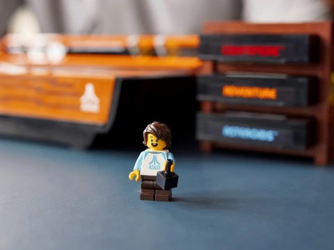 LEGO ICONS 10306 ATARI 2600