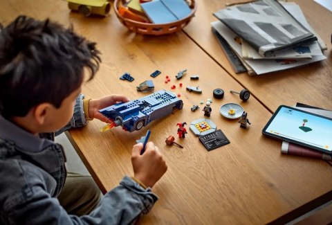 LEGO Super Heroes 76274 Batman z batmobilem kontra Harley Quinn i Mr. Freeze