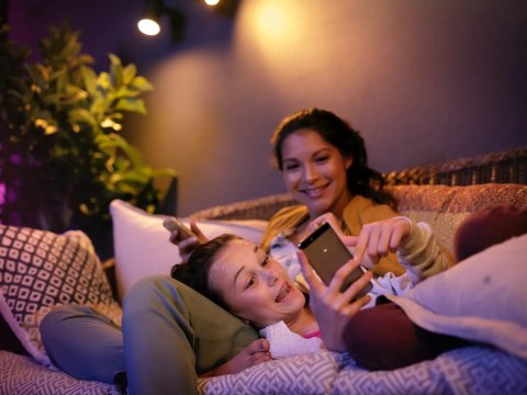 Taśma barwna do oświetlenia zewnętrznego Philips Hue Lily