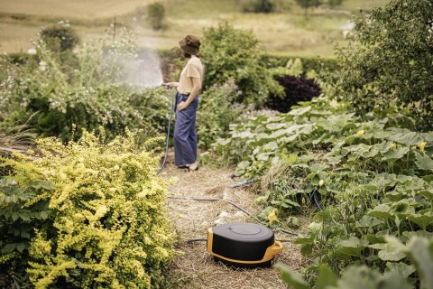 Automatyczny bęben z wężem Fiskars 1067549