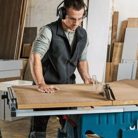 Piła tarczowa Bosch GTS 254 4300 RPM